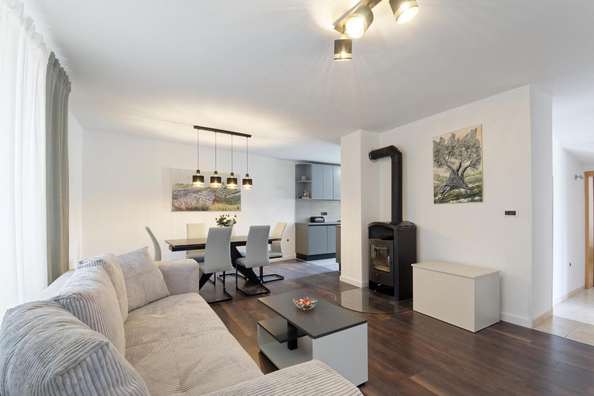 Apartment Larissa By Rent Istria Вишнян Екстер'єр фото